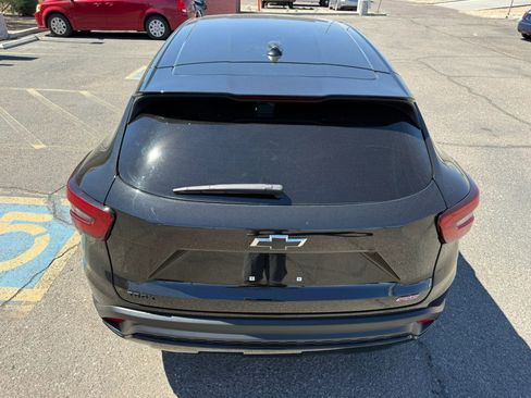 Used 2024 Chevrolet Trax RS image 39