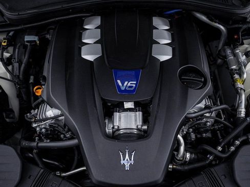 Used 2019 Maserati Quattroporte S Q4 image 28