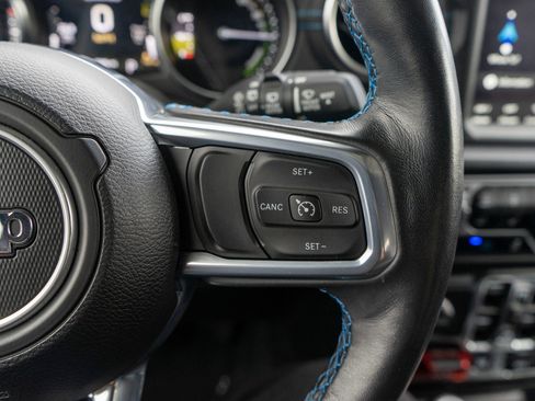 Used 2023 Jeep Wrangler Unlimited Rubicon 4xe w/ Cold Weather Group AWD/4WD image 25