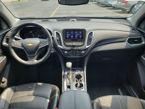 Used 2024 Chevrolet Equinox Premier AWD/4WD image 13