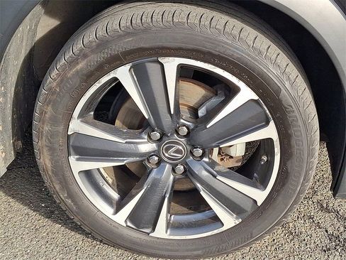 Used 2021 Lexus UX 250h w/ Premium Package image 9