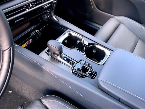 New 2026 Lexus RX 450h Luxury image 7