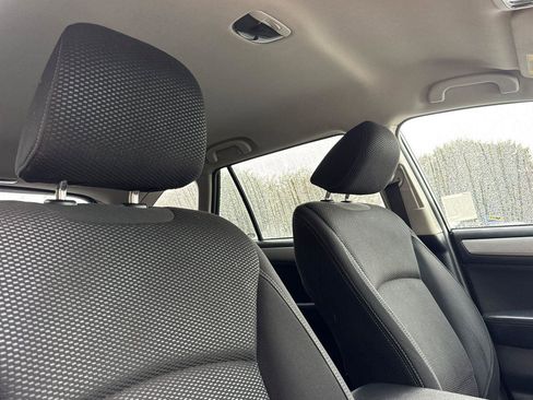 Used 2019 Subaru Outback 2.5i Premium image 18