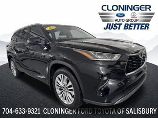 Used 2025 Toyota Highlander Platinum AWD/4WD video 1