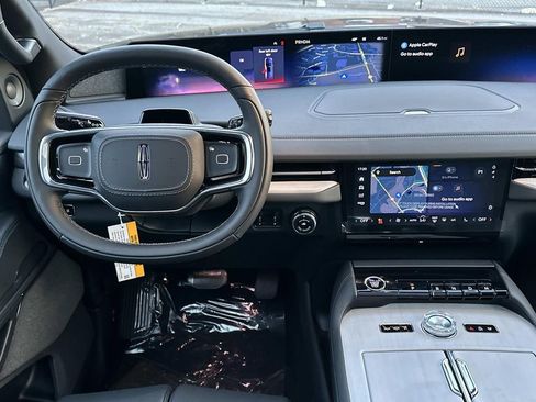 New 2025 Lincoln Navigator Reserve w/ Jet Appearance Package image 27