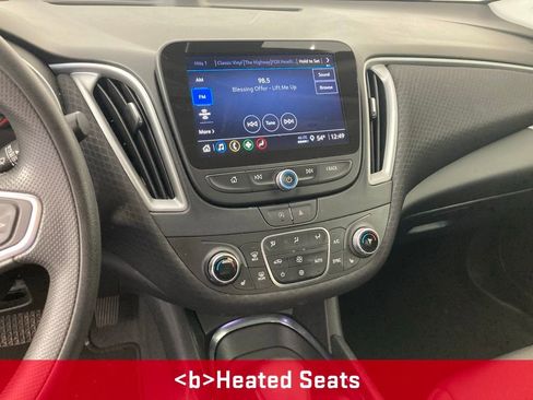 Used 2024 Chevrolet Malibu LT FWD image 2