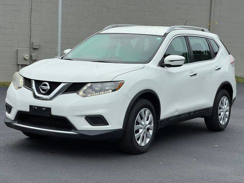 Used 2016 Nissan Rogue S FWD image 33