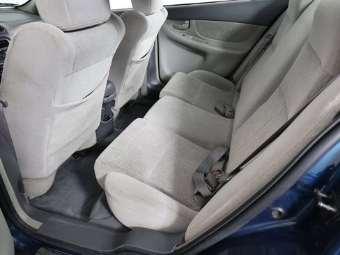 Used 2002 Oldsmobile Alero GL w/ Sun & Sound Pkg FWD image 17