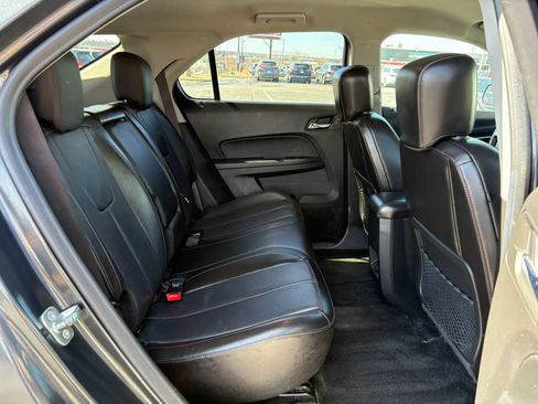 Used 2017 Chevrolet Equinox Premier w/ Enhanced Convenience Package image 18