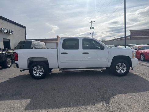 Used 2009 Chevrolet Silverado 1500 LS image 5