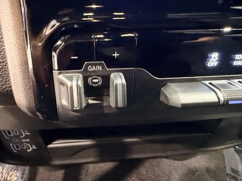Used 2026 RAM 2500 Big Horn AWD/4WD image 19