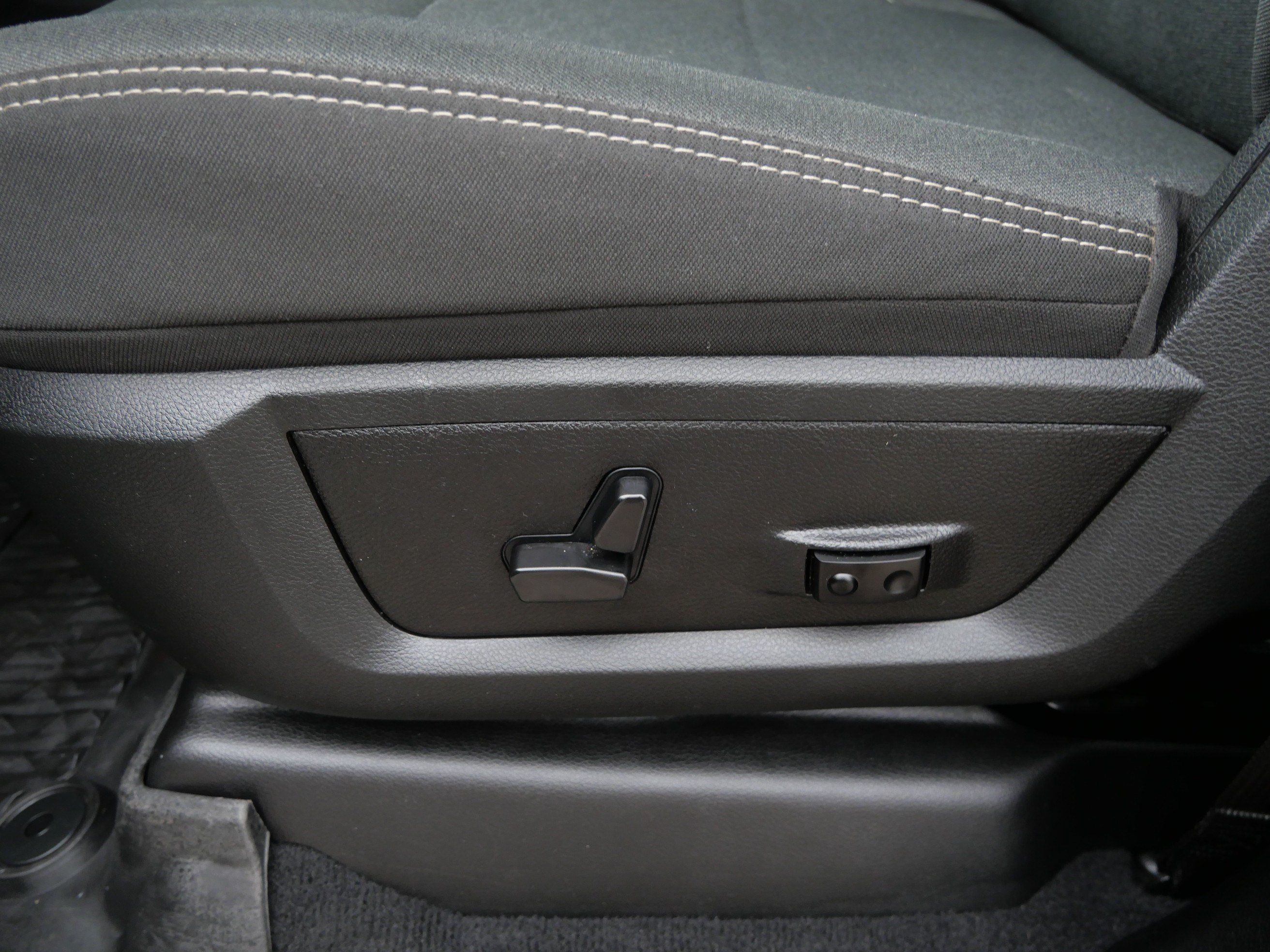 Used 2025 RAM 3500 Big Horn AWD/4WD image 25