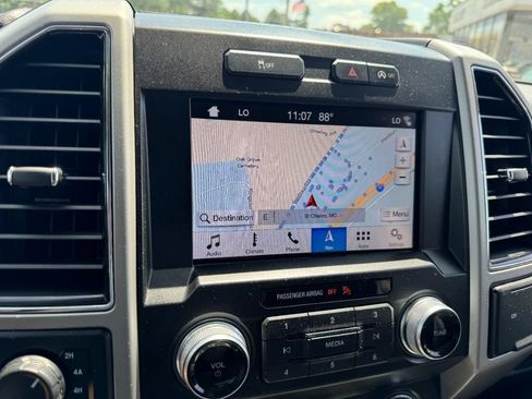 Used 2019 Ford F150 Lariat w/ Equipment Group 502A Luxury AWD/4WD image 20
