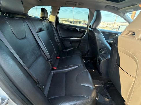 Used 2015 Volvo XC60 T5 Premier image 43