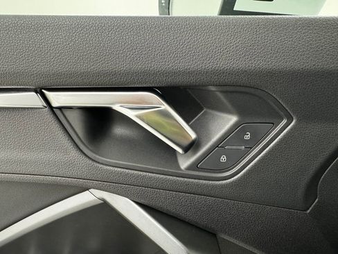 Used 2020 Audi Q3 2.0T Premium Plus w/ Premium Plus Package image 27