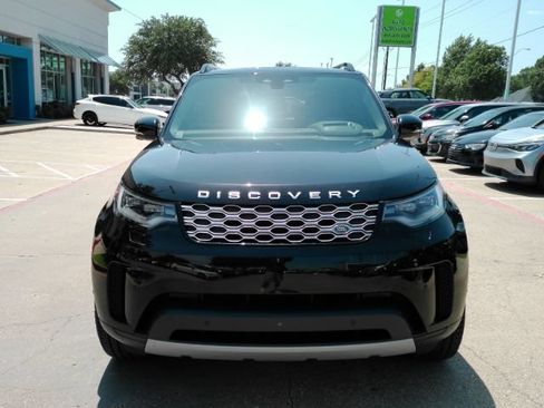 Used 2023 Land Rover Discovery S AWD/4WD image 3