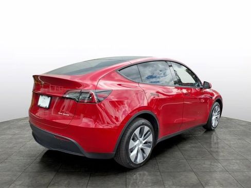 Used 2023 Tesla Model Y Long Range AWD/4WD image 4