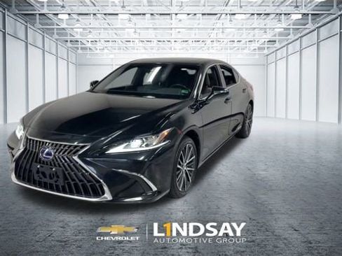 Used 2022 Lexus ES 300h 300h image 5