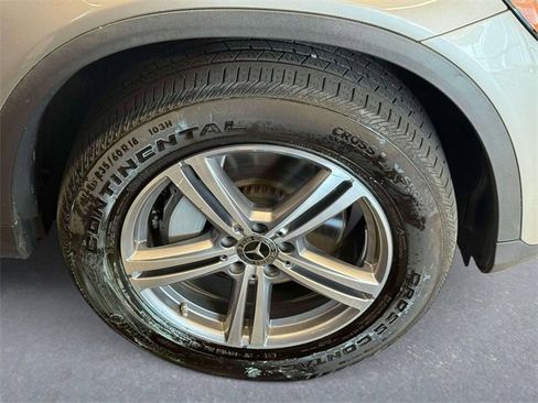 Certified 2022 Mercedes-Benz GLC 300 4MATIC image 11
