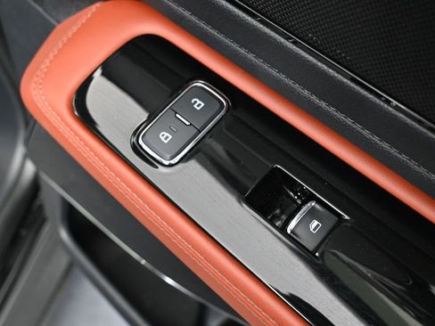 Used 2025 Lincoln Aviator Reserve w/ Jet Appearance Package image 54