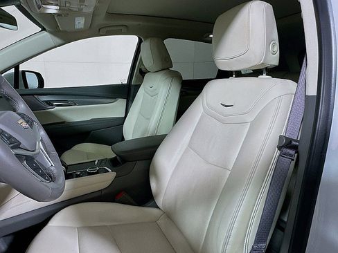 Used 2023 Cadillac XT5 Premium Luxury image 13