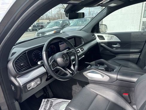 Used 2024 Mercedes-Benz GLE 450e 4MATIC image 9