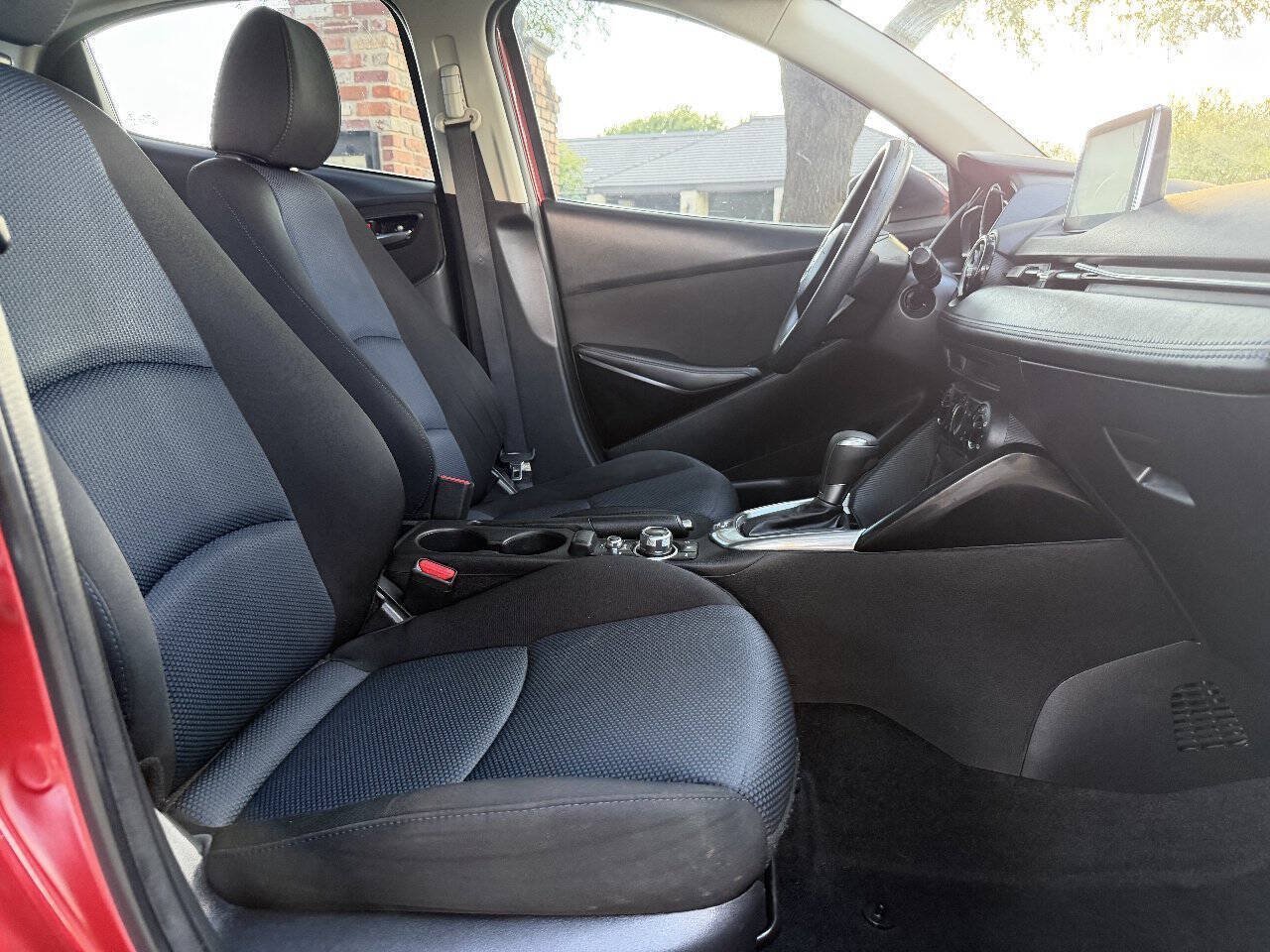 Used 2016 Scion iA FWD image 11