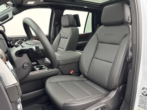 New 2026 GMC Yukon Denali w/ Advanced Technology Package AWD/4WD image 22