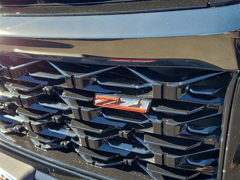 New 2026 Chevrolet Traverse Z71 w/ LPO, Floor Liner Package image 21