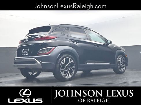 Used 2022 Hyundai Kona Limited w/ Winter Weather Package image 20