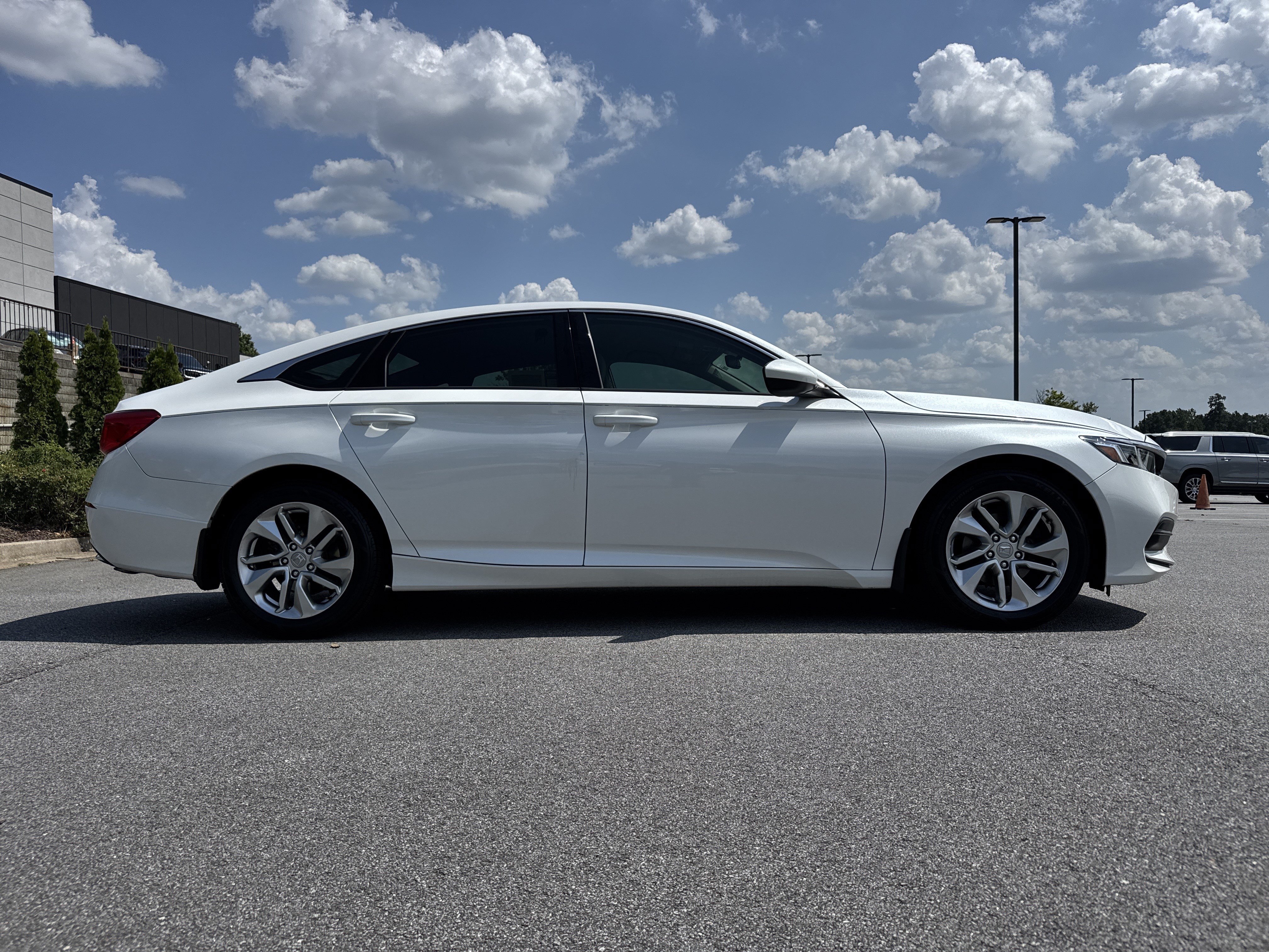 Used 2019 Honda Accord LX image 11