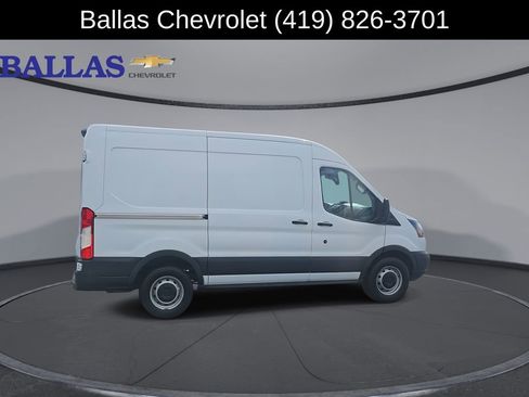 Used 2018 Ford Transit 150 130 Medium Roof RWD image 9