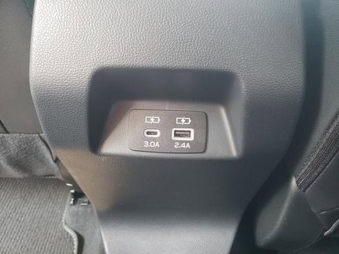 Used 2024 Subaru Crosstrek 2.0i Premium image 12