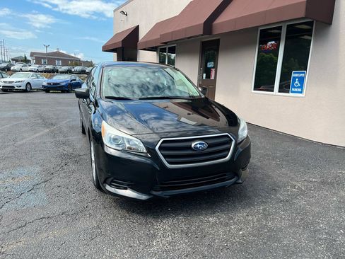 Used 2017 Subaru Legacy 2.5i w/ Alloy Wheel Package AWD/4WD image 2