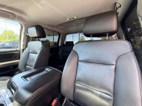 Used 2016 GMC Sierra 2500 SLT w/ Duramax Plus Package image 29