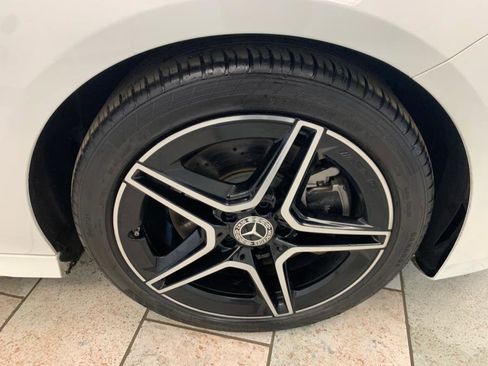 Used 2024 Mercedes-Benz CLA 250 4MATIC image 9