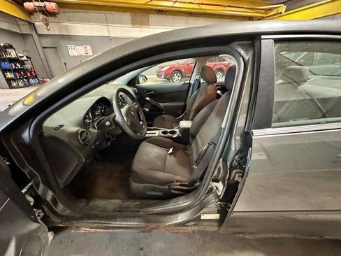 Used 2006 Pontiac G6 Sedan w/ Drivers Package FWD image 21