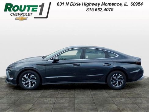 Used 2026 Hyundai Sonata Blue FWD image 2
