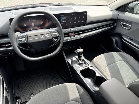 Used 2025 Kia K4 FWD image 15