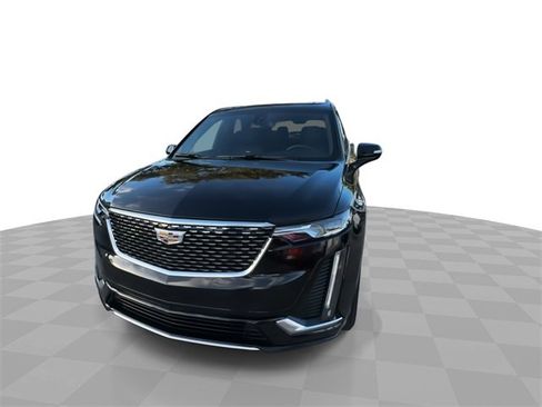 Certified 2023 Cadillac XT6 Luxury image 5