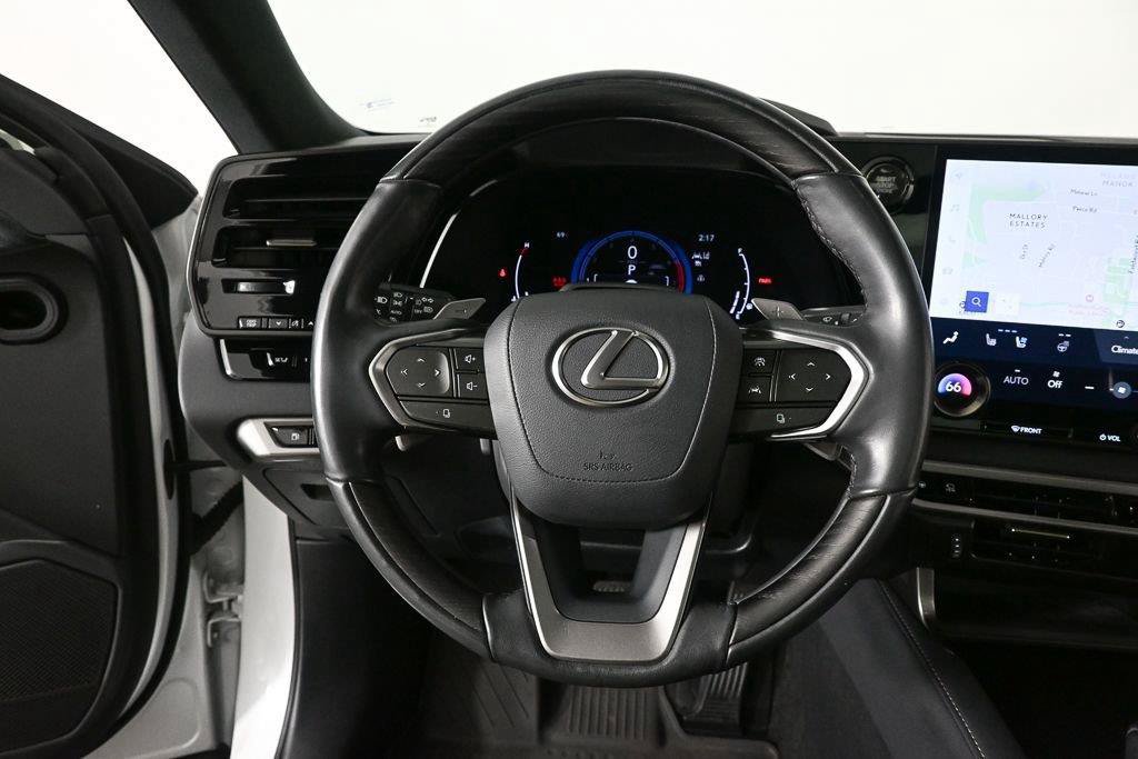 Used 2023 Lexus RX 350 FWD image 2