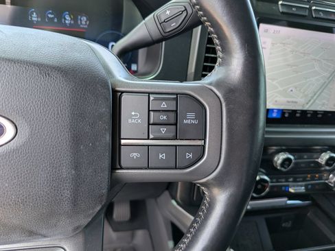 Used 2023 Ford F250 Lariat w/ Lariat Ultimate Package AWD/4WD image 34