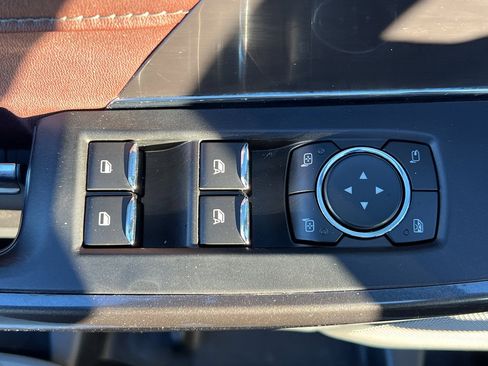 Used 2021 Ford F150 Lariat w/ Equipment Group 502A High image 14