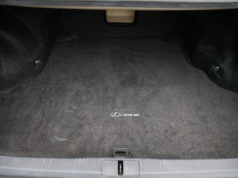 Used 2015 Lexus ES 350 w/ Premium Package FWD image 18