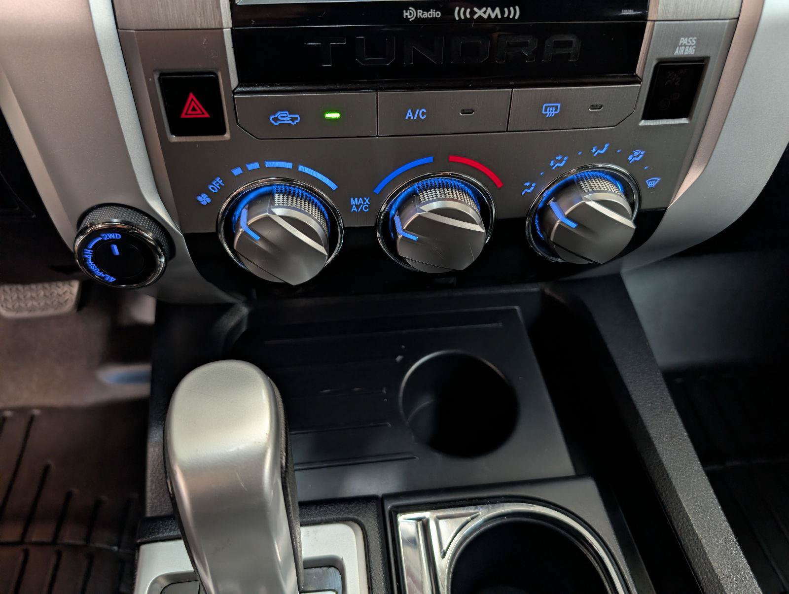 Used 2018 Toyota Tundra SR5 w/ SR5 Upgrade Package AWD/4WD image 21