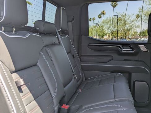 New 2026 GMC Sierra 1500 AT4X AWD/4WD image 21