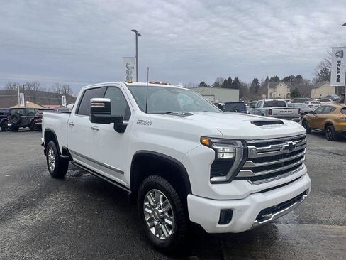 Used 2024 Chevrolet Silverado 3500 High Country w/ High Country Premium Package image 1