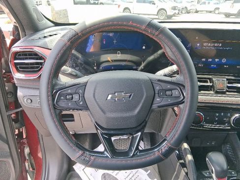 Used 2024 Chevrolet TrailBlazer RS w/ Driver Confidence Package FWD image 8