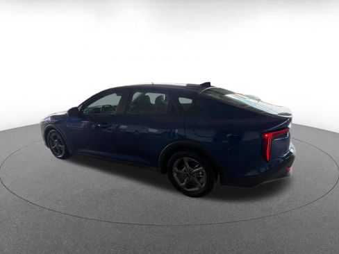 Used 2025 Kia K4 FWD image 8