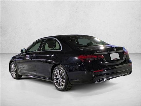 Certified 2022 Mercedes-Benz E 450 4MATIC Sedan image 11